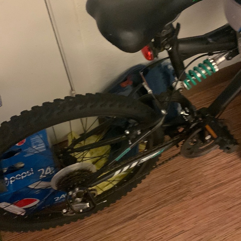 Really Nice Bike!!! It a mountain bike and really easy to ride!!!